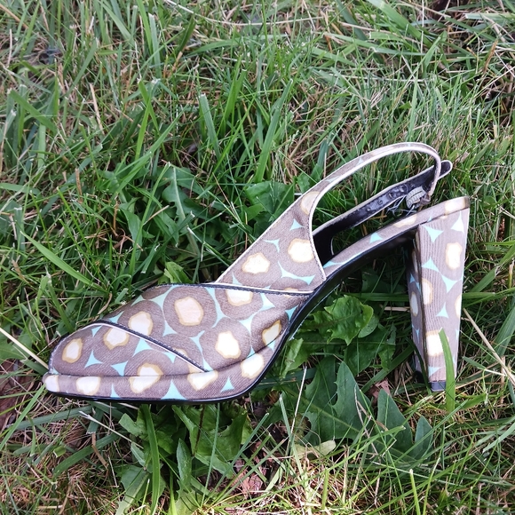 Nine West printed peeptoe heels - Picture 2 of 3